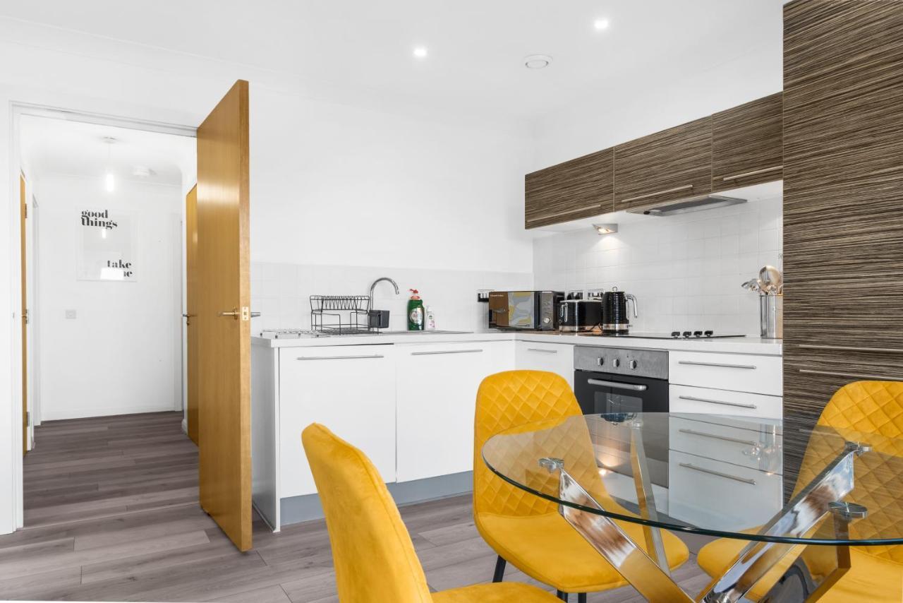 Ebra Stays - Luxury 2 Bedroom Apartment - เบอร์มิงแฮม ภายนอก รูปภาพ