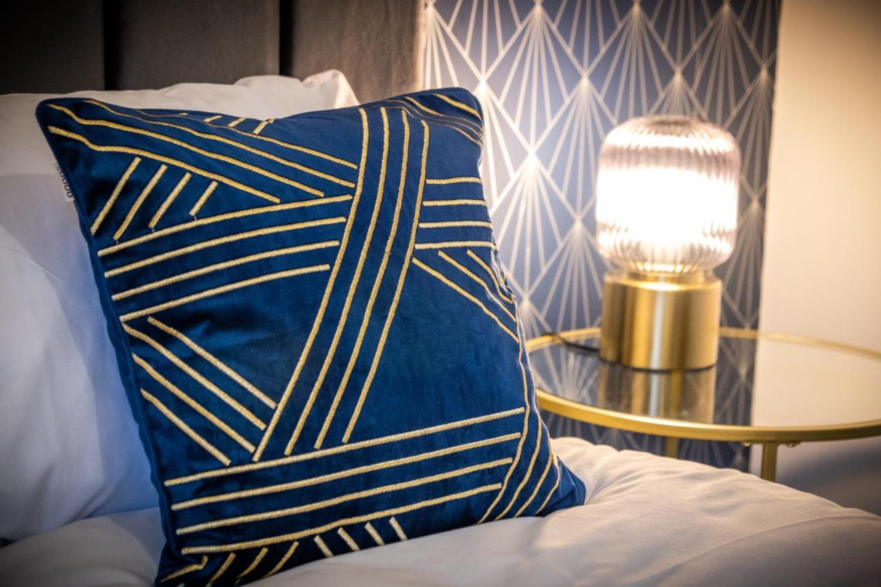 Ebra Stays - Luxury 2 Bedroom Apartment - เบอร์มิงแฮม ภายนอก รูปภาพ